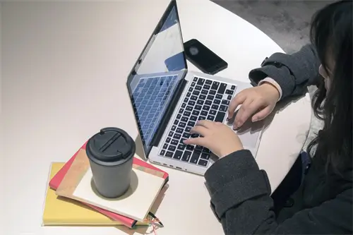 上海大学孔志浩简介