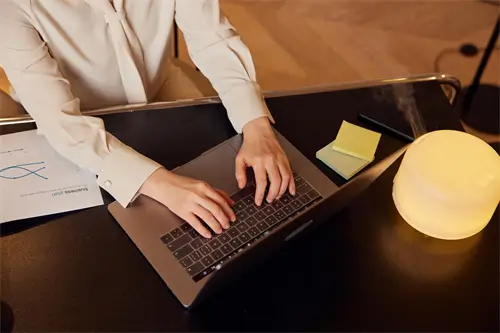 湘潭大学胡松松简介照片